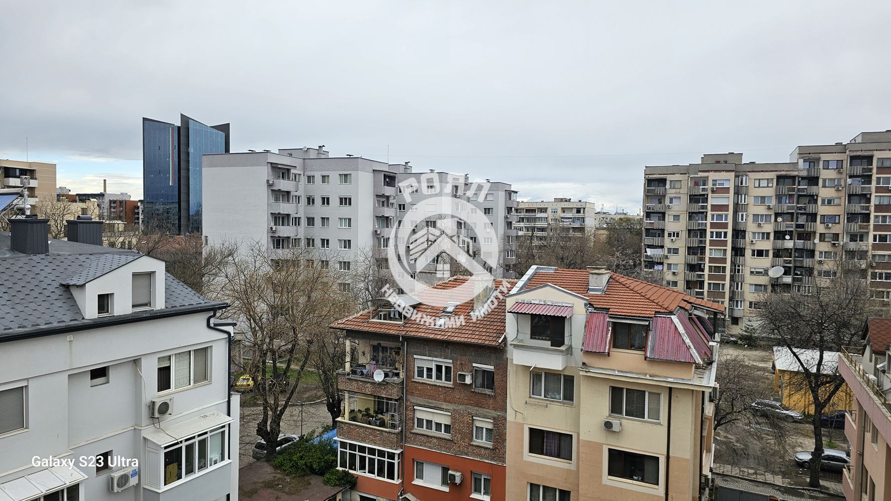 Роял имоти отдава двустаен апартамент в кв.Кършияка - 0