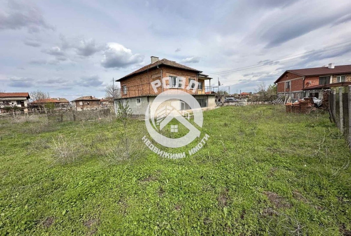 Роял Имоти продава Ексклузивно двуетажна къща в с.Ново село - 0