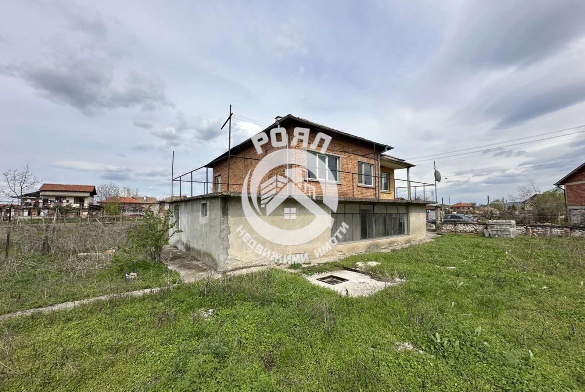 Роял Имоти продава Ексклузивно двуетажна къща в с.Ново село - 0