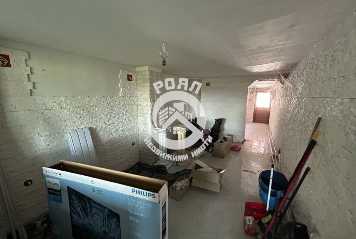 Роял Имоти продава къща в с.Труд,обл.Пловдив - 0