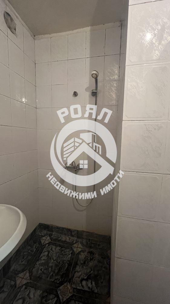 Роял Имоти отдава стая под наем кв.Западен - 0