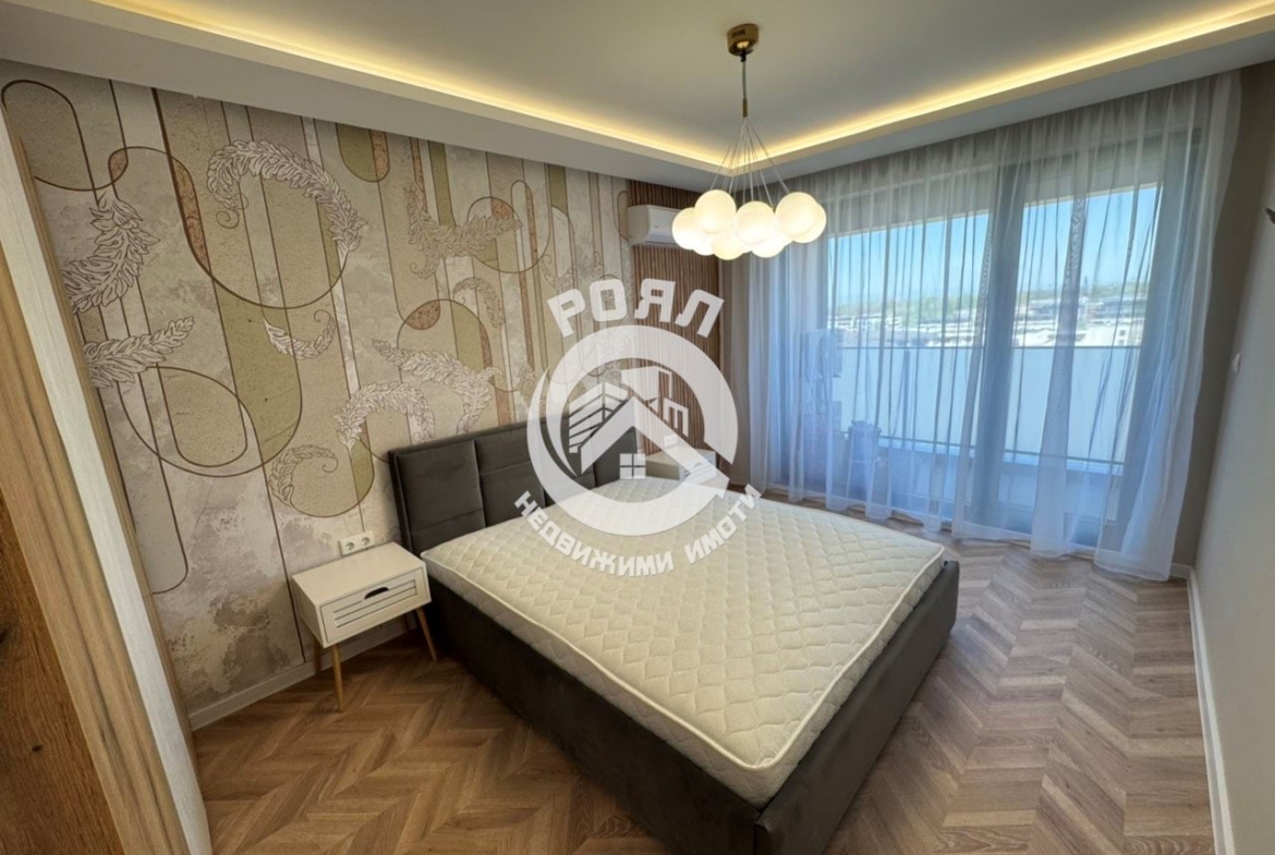 Роял Имоти , продава Обзаведен двустаен НОВ апартамент ,кв.Западен гр.Пловдив - 0