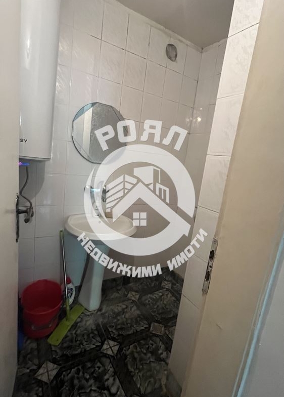 Роял Имоти отдава стая под наем кв.Западен - 0