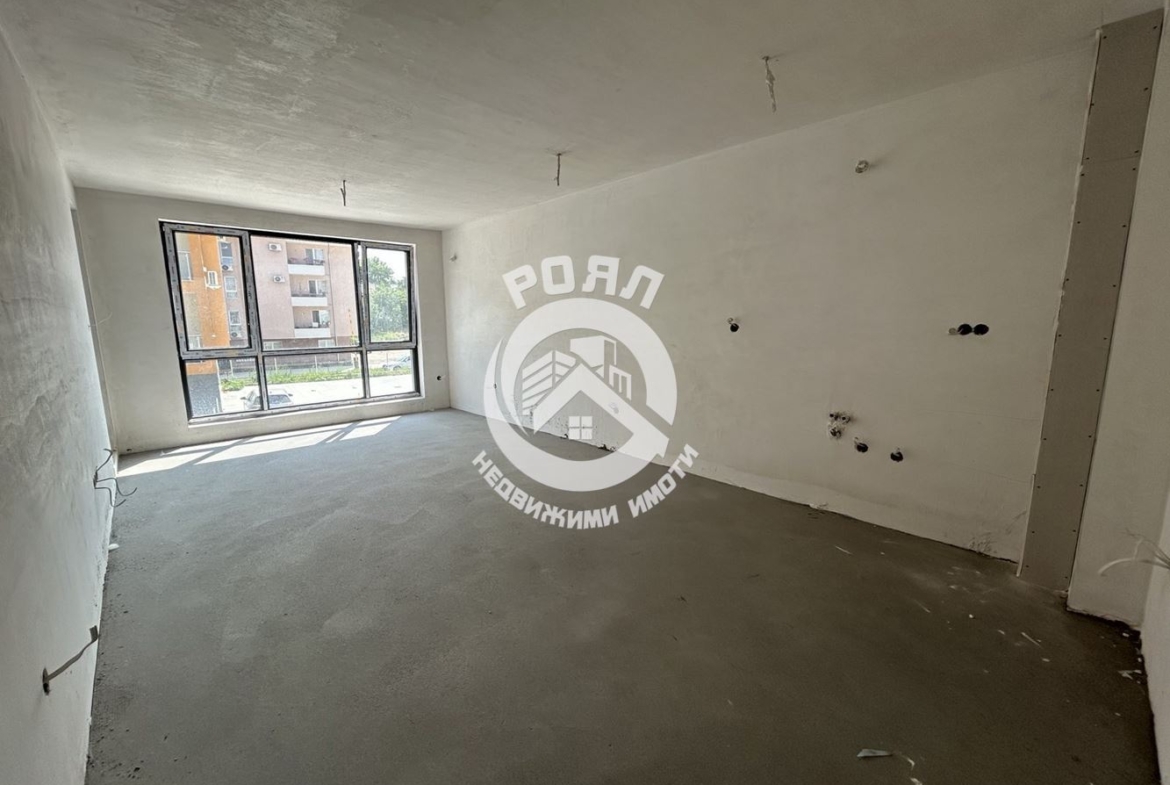 Роял Имоти продава тристаен апартамент с АКТ 15 в гр.Пловдив,кв.Южен - 0