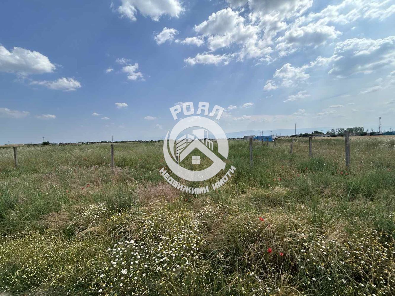 Роял Имоти продава парцел в с.Скутаре,обл.Пловдив - 0