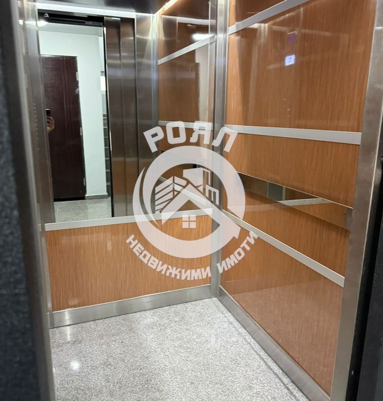 Роял имоти продава Ексклузивно двустаен апартамент с акт 16 в кв Кючук Париж, Пловдив - 0