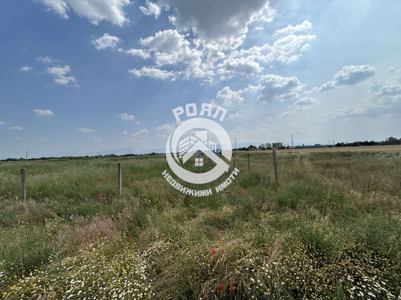Роял Имоти продава парцел в с.Скутаре,обл.Пловдив - 0