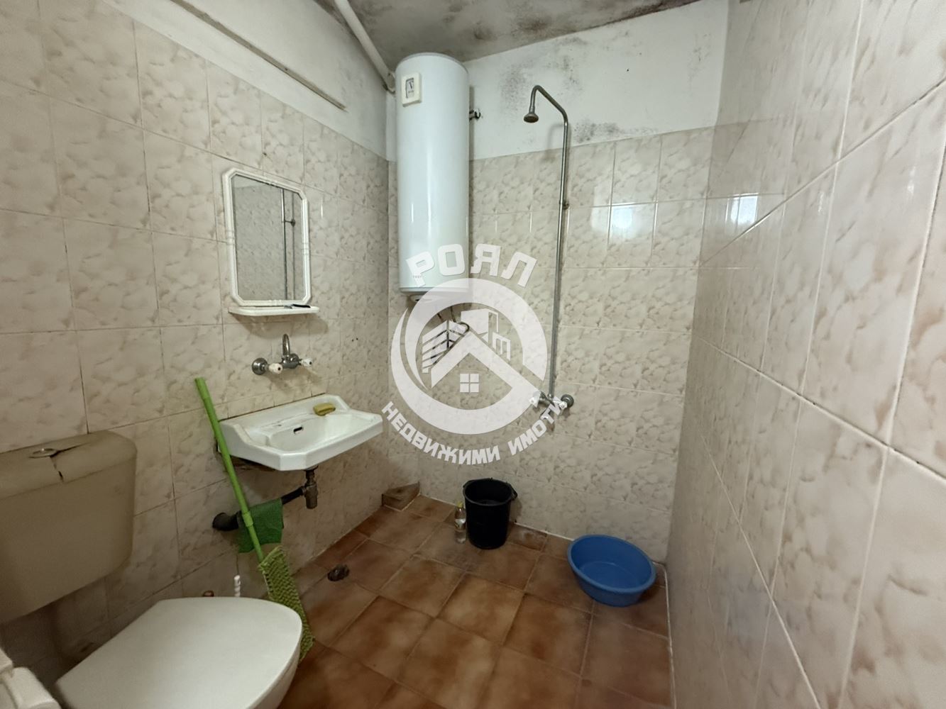 Роял имоти продава двустаен апартамент - гарсониера, кв. Кючук Париж ,Пловдив - 0