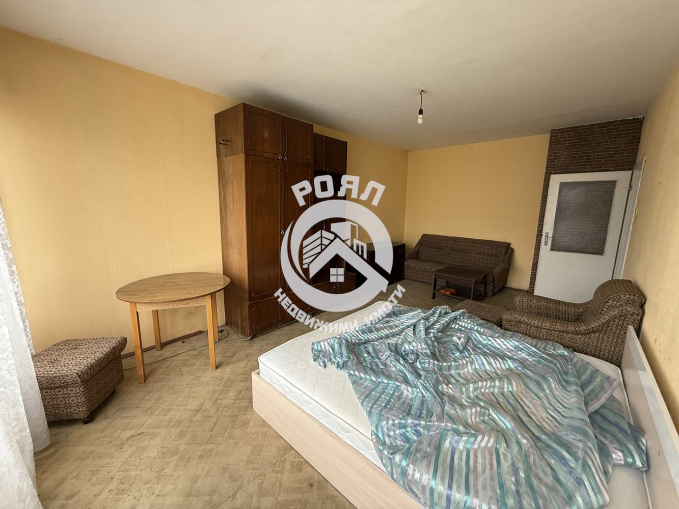 Роял имоти продава двустаен апартамент - гарсониера, кв. Кючук Париж ,Пловдив - 0