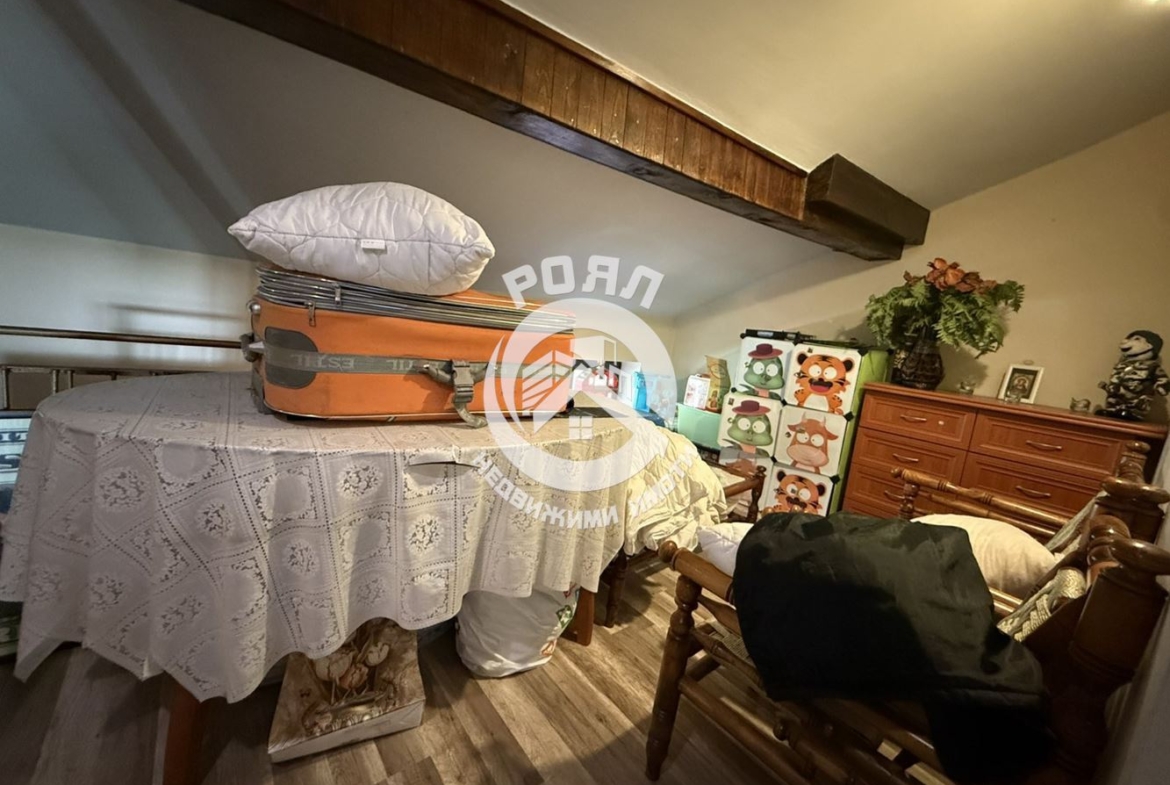 Роял имоти продава къща с двор в с. Дедово, обл. Пловдив - 0