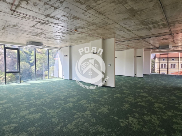 Офис под наем в центъра на града - 0