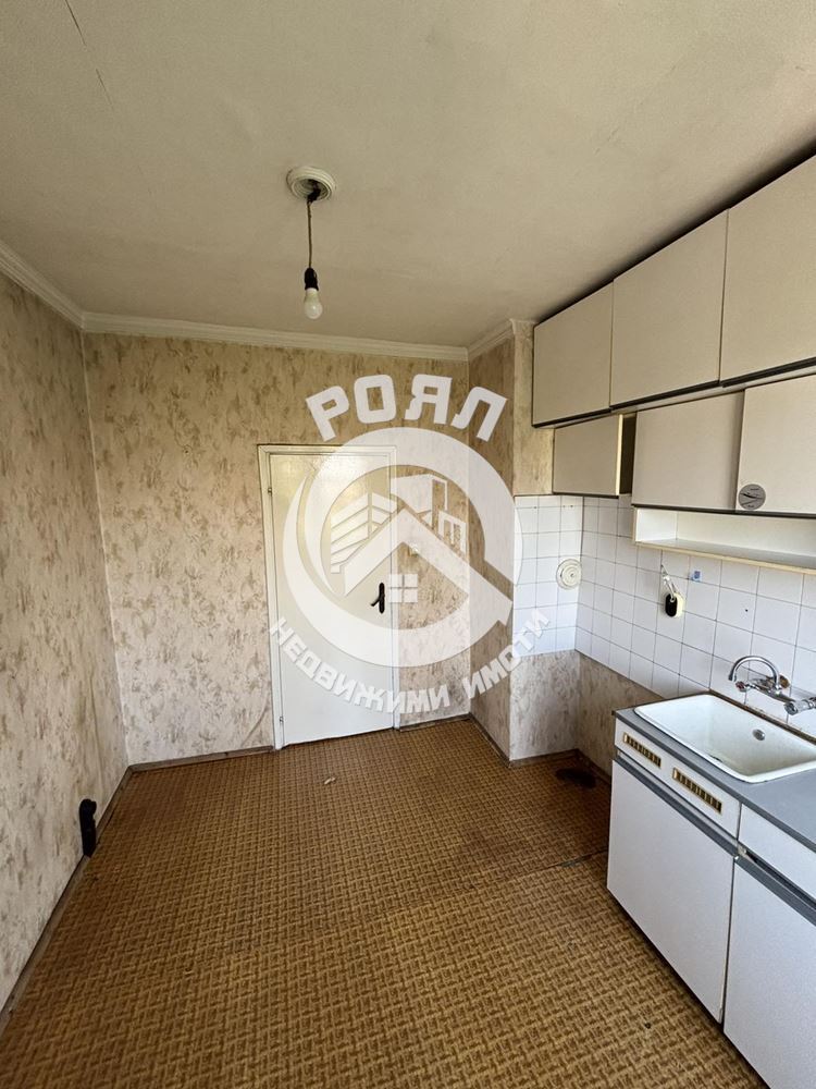 Роял имоти продава двустаен апартамент , кв.Изгрев ,Пловдив - 0