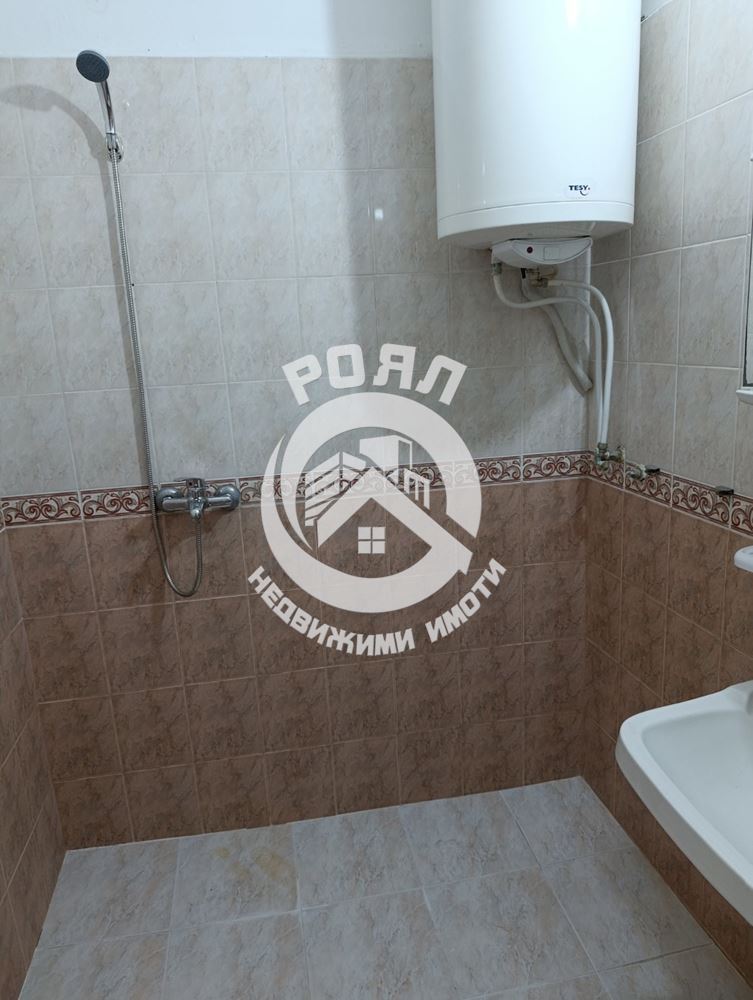 Роял имоти продава гарсониера в кв.Изгрев ,Пловдив - 0