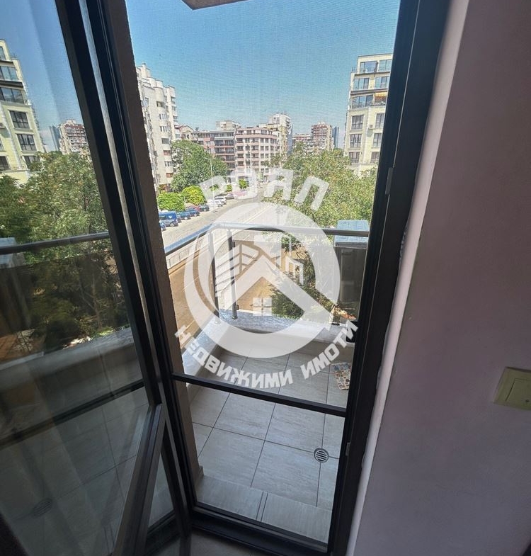 Роял имоти продава двустаен, обзаведен апартамент кв.Кършияка, Пловдив - 0