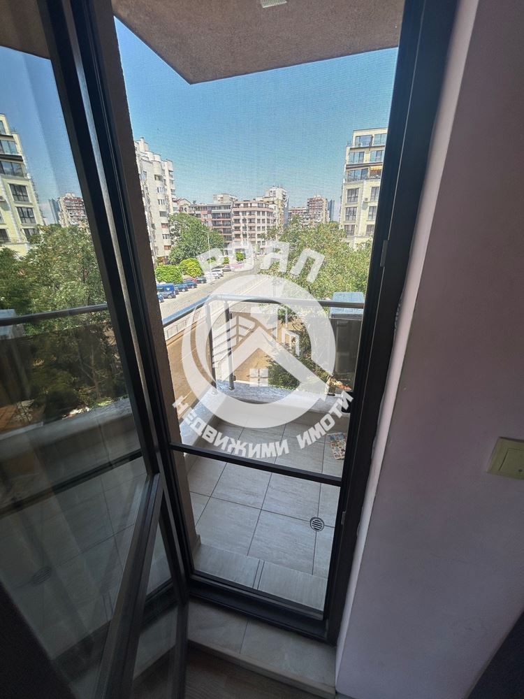 Роял имоти продава двустаен, обзаведен апартамент кв.Кършияка, Пловдив - 0
