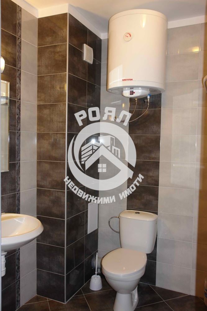 Роял имоти продава едностаен ,обзаведен апартамент, с Акт 16, кв.Смирненски, Пловдив - 0