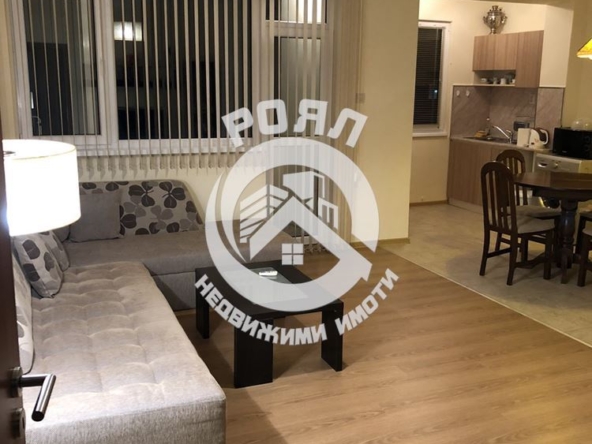 Роял имоти продава тристаен апартамент в гр.Първомай - 0