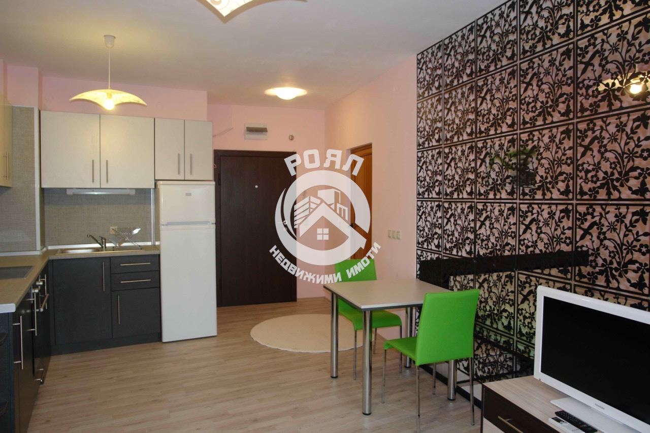 Роял имоти продава едностаен ,обзаведен апартамент, с Акт 16, кв.Смирненски, Пловдив - 0