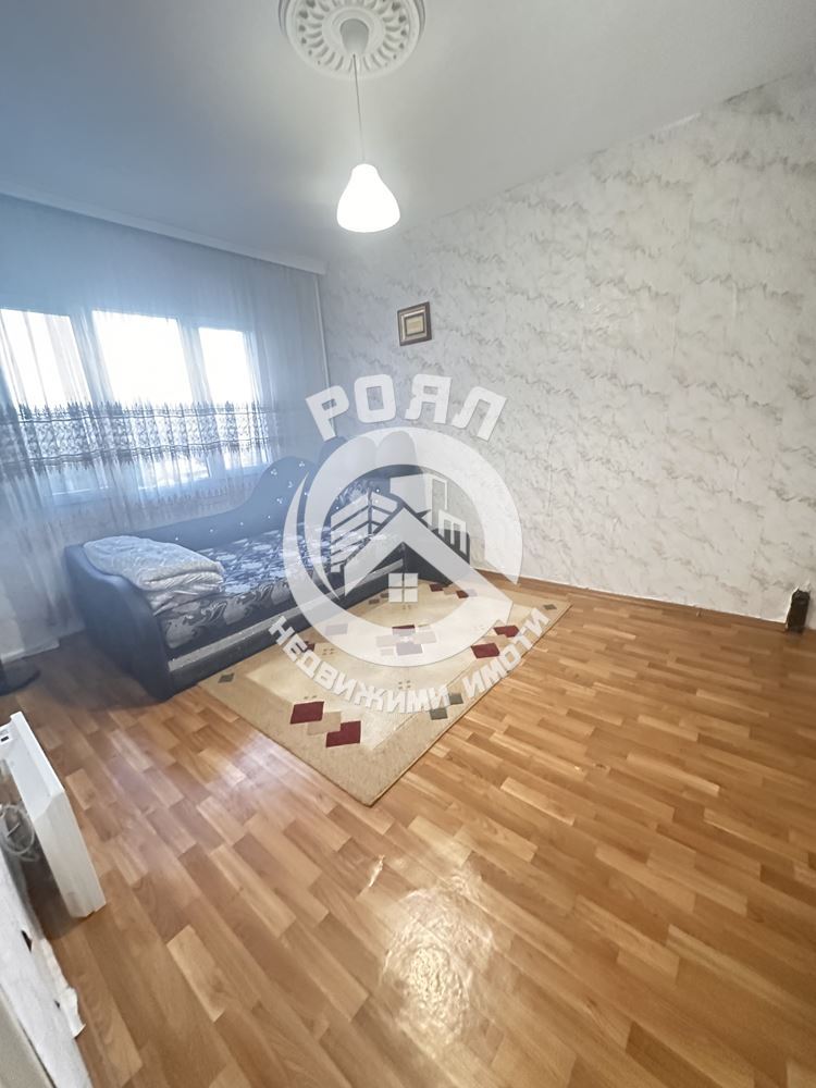 Роял имоти продава ,,ЕКСКЛУЗИВНО,,двустаен апартамент кв.Изгрев,Пловдив - 0