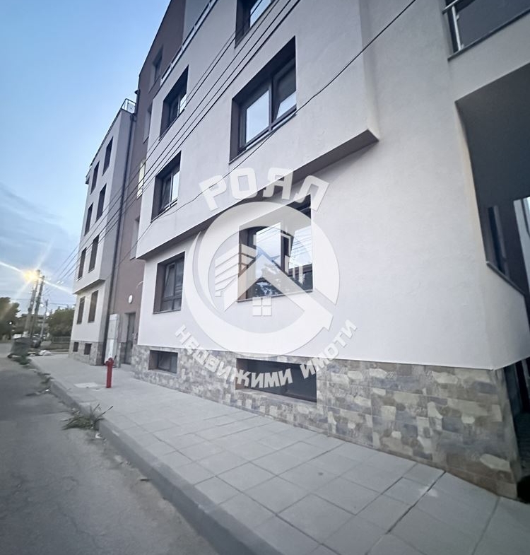 Роял имоти продава Ексклузивно двустаен с акт 16, кв.Прослав, Пловдив - 0
