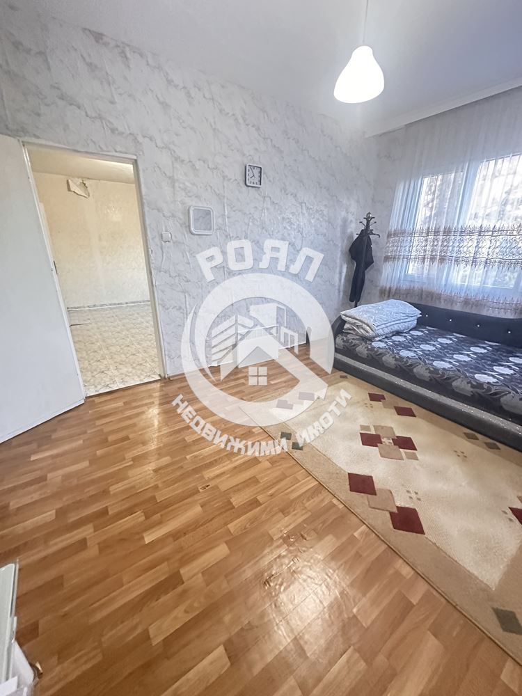 Роял имоти продава ,,ЕКСКЛУЗИВНО,,двустаен апартамент кв.Изгрев,Пловдив - 0