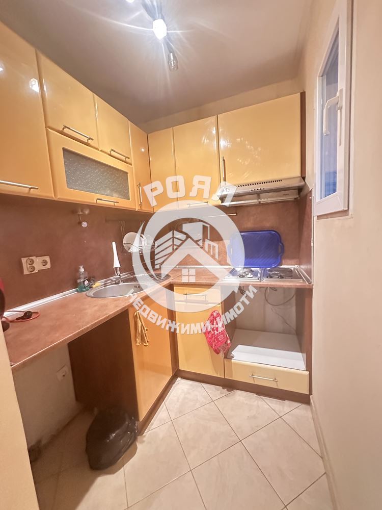 Роял имоти продава ,,ЕКСКЛУЗИВНО,,двустаен апартамент кв.Изгрев,Пловдив - 0