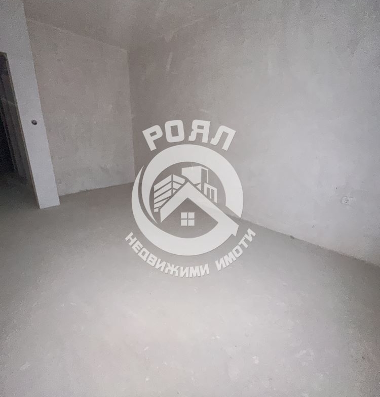 Роял имоти продава Ексклузивно двустаен с акт 16, кв.Прослав, Пловдив - 0