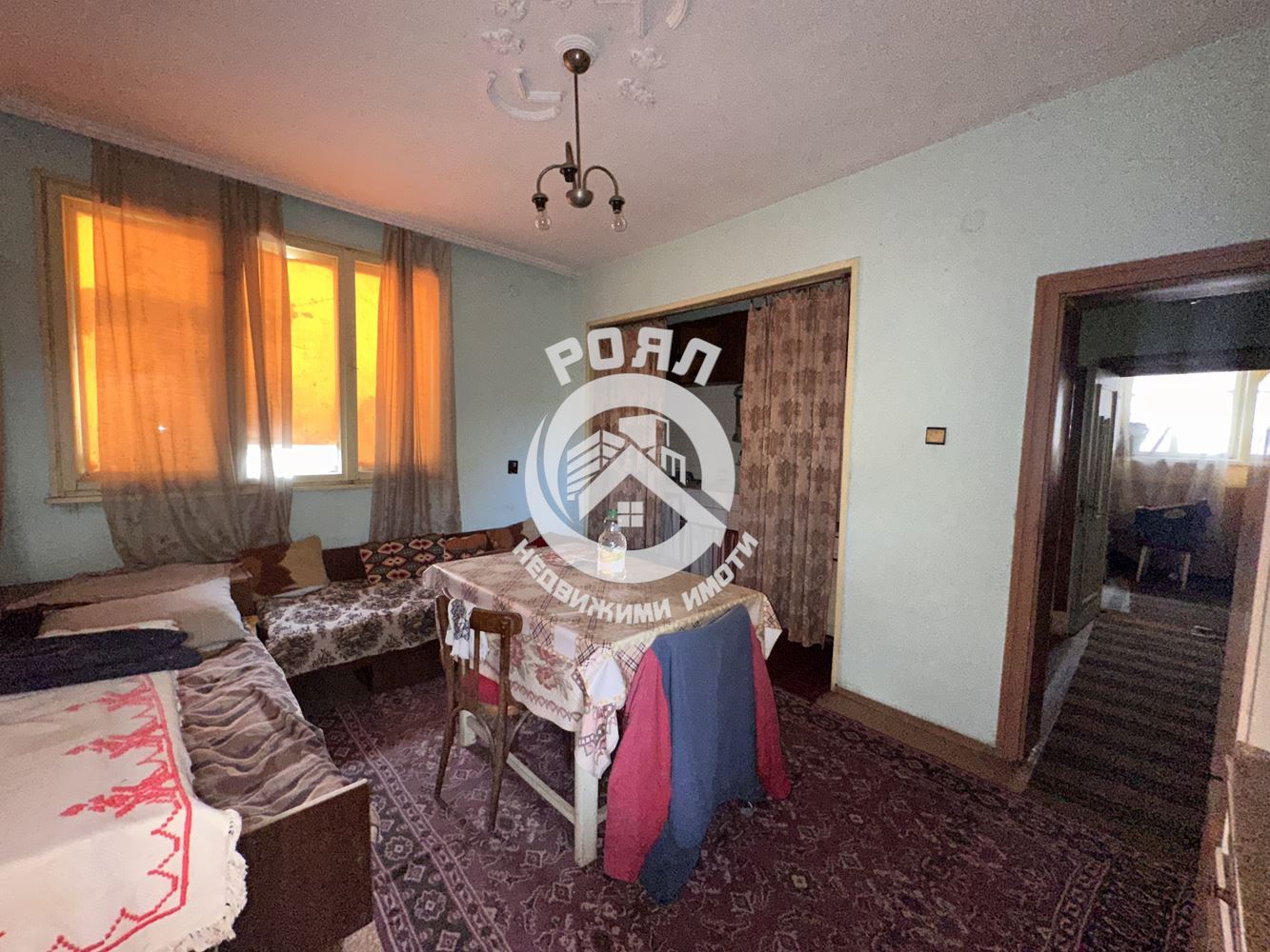 Роял имоти продава Самостоятелна къща с двор в Центъра на кв.Прослав ,Пловдив - 0