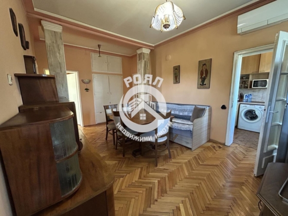 Роял Имоти продава Ексклузивно тристаен апартамент в Центъра на гр.Пловдив - 0