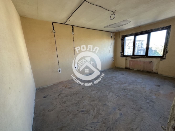 Роял Имоти продава Ексклузивно тристаен апартамент в гр.Стамболийски - 0