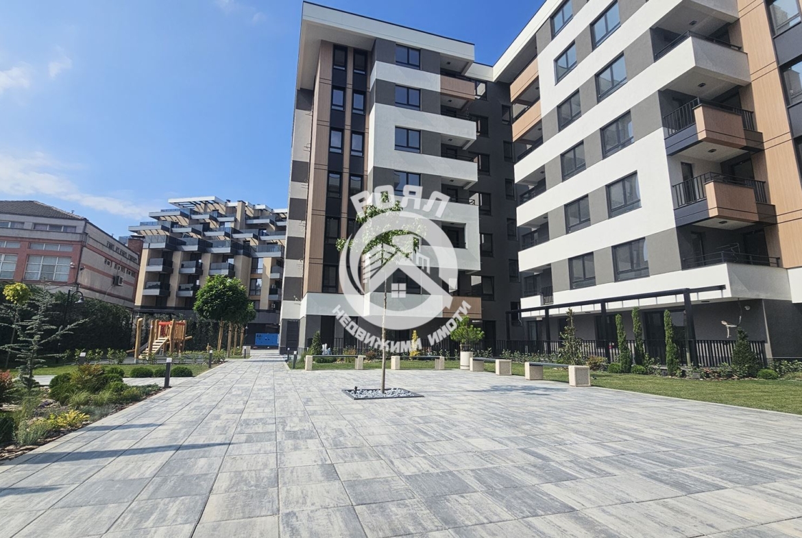 Роял имоти продава двустаен апартамент с АКТ 16 в луксозен комплекс в кв.Христо Смирненски, Пловдив - 0