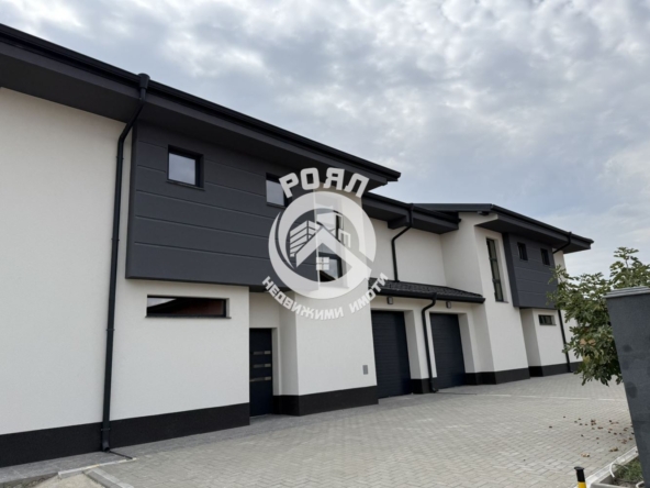 Роял имоти Продава къща в кв Беломорски - 0