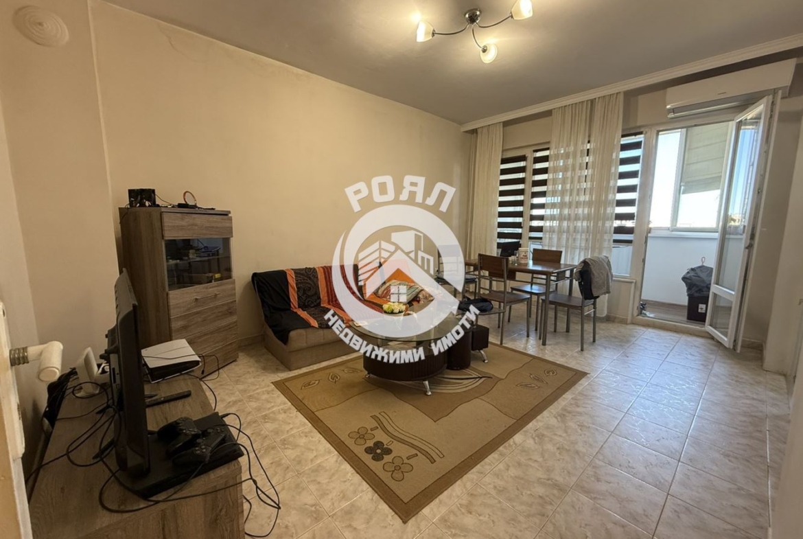 Роял имоти продава двустаен апартамент, Кършияка, Пловдив - 0