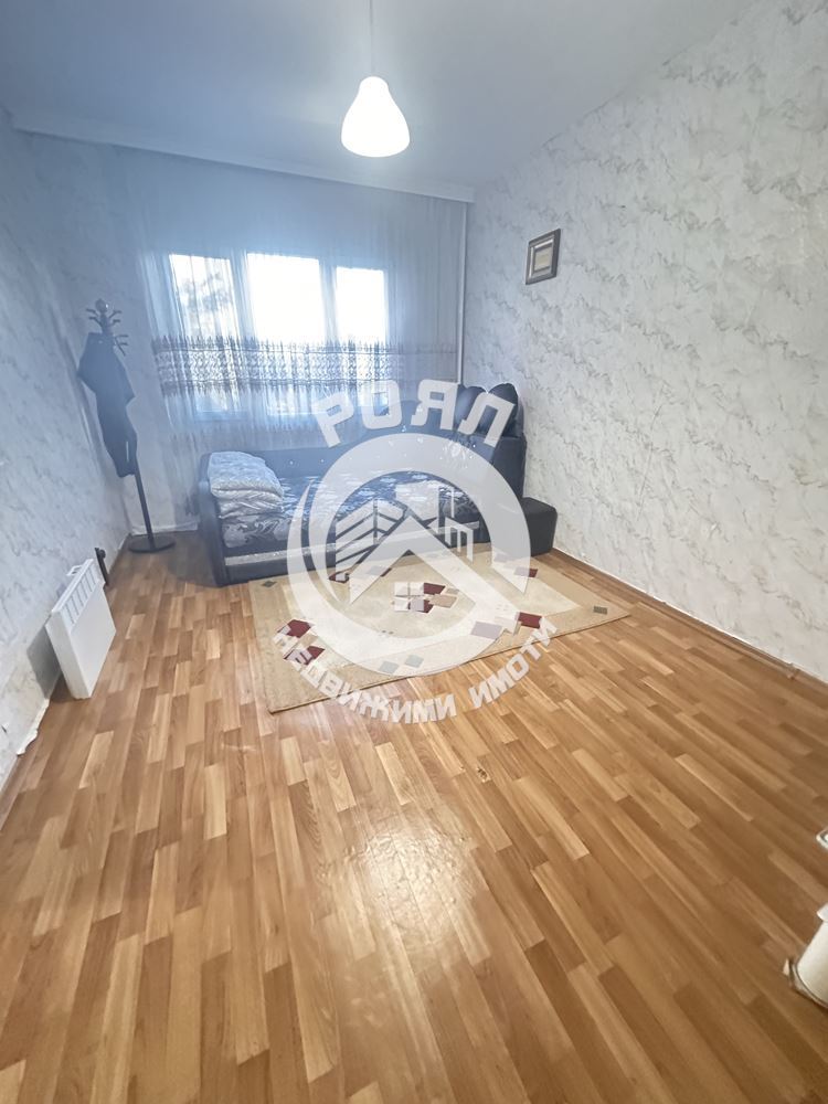 Роял имоти продава ,,ЕКСКЛУЗИВНО,,двустаен апартамент кв.Изгрев,Пловдив - 0