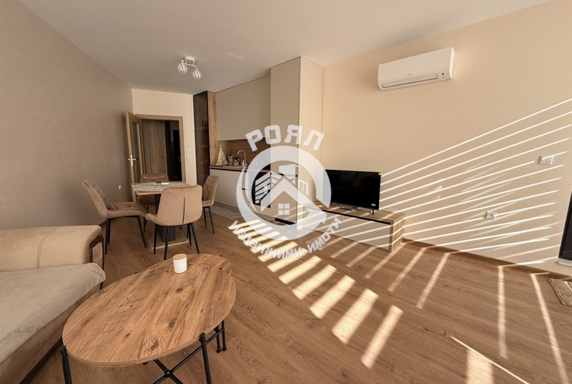 Луксозен двустаен апартамент под наем в кв. Христо Смирненски! - 0