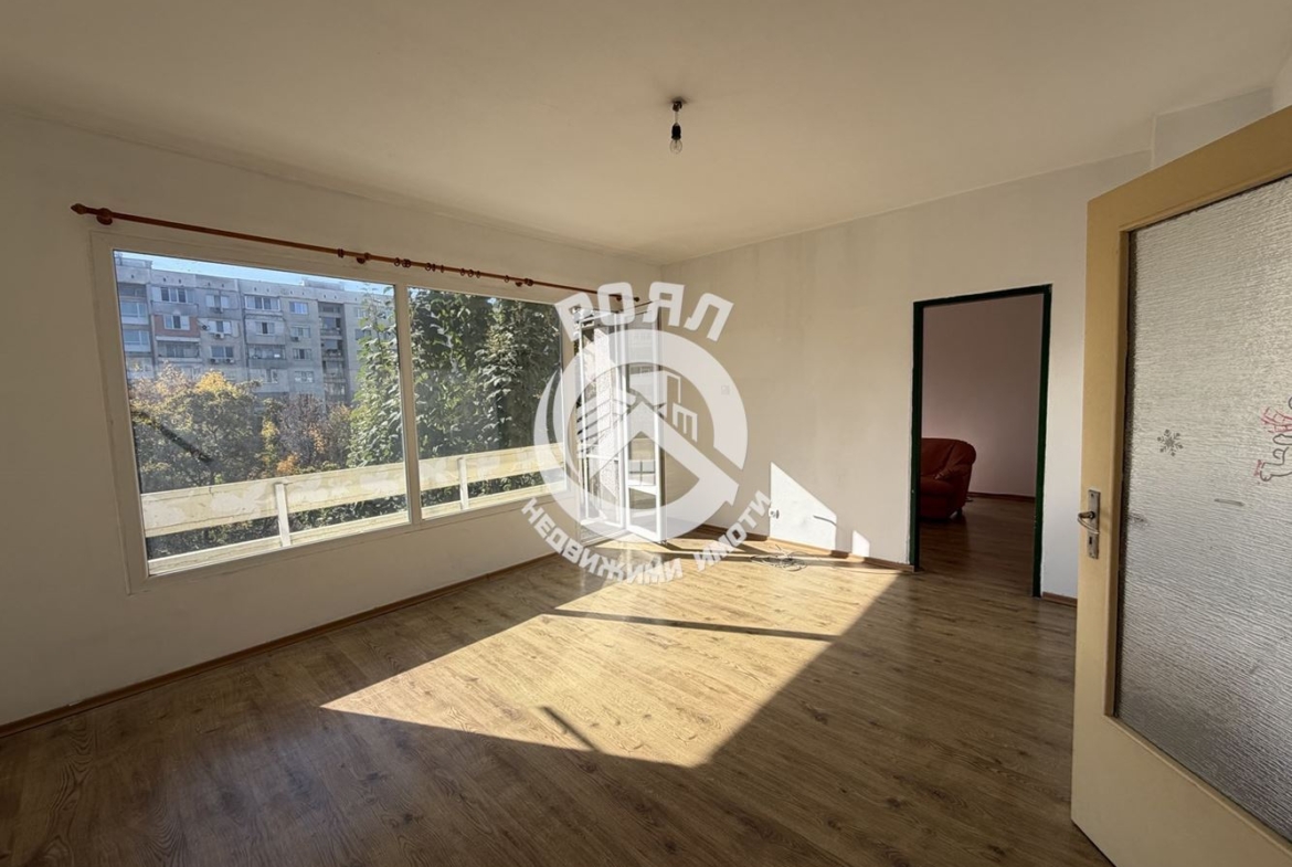 Роял Имоти продава двустаен,панелен апартамент в кв.Кършияка,гр.Пловдив - 0