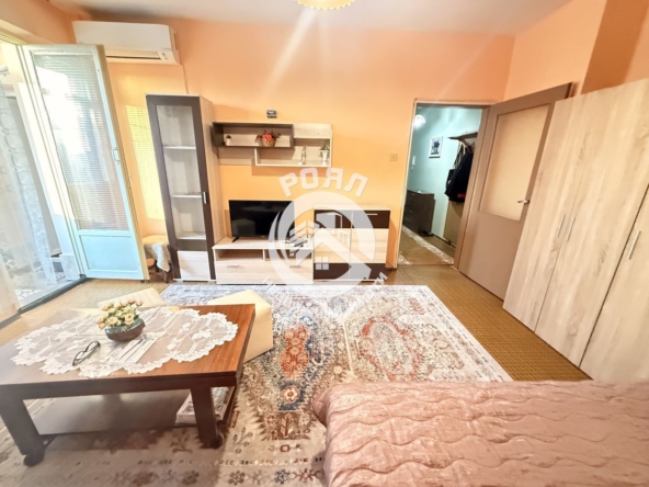 Роял имоти отдава под наем обзаведен, двустаен апартамент, Кючук Париж, Пловдив - 0