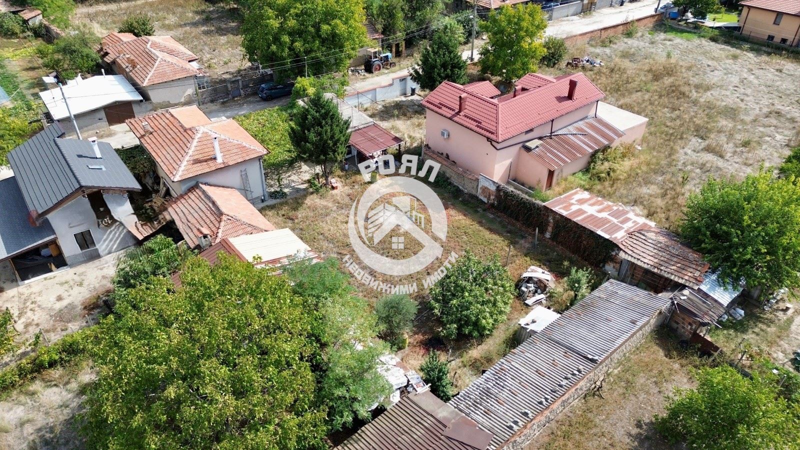 Роял Имоти продава самостоятелна къща в с.Строево - 0