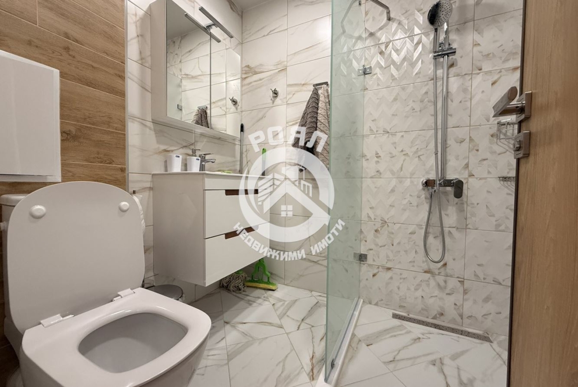 Луксозен двустаен апартамент под наем в кв. Христо Смирненски! - 0