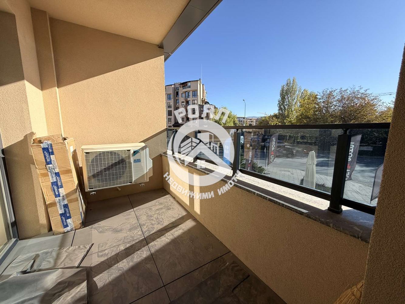 Луксозен двустаен апартамент под наем в кв. Христо Смирненски! - 0