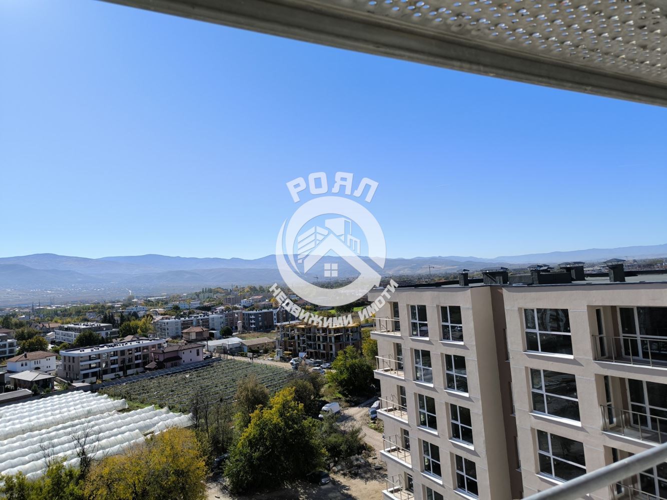 Двустаен апартамент за продажбата в Кючук Париж пред акт 16 с подземно Паркомясто - 0