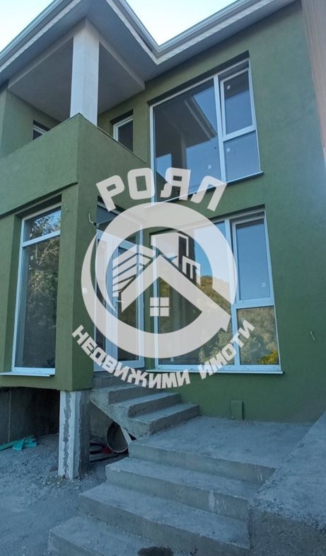 Роял имоти продава къща в село Руен, Пловдив - 0