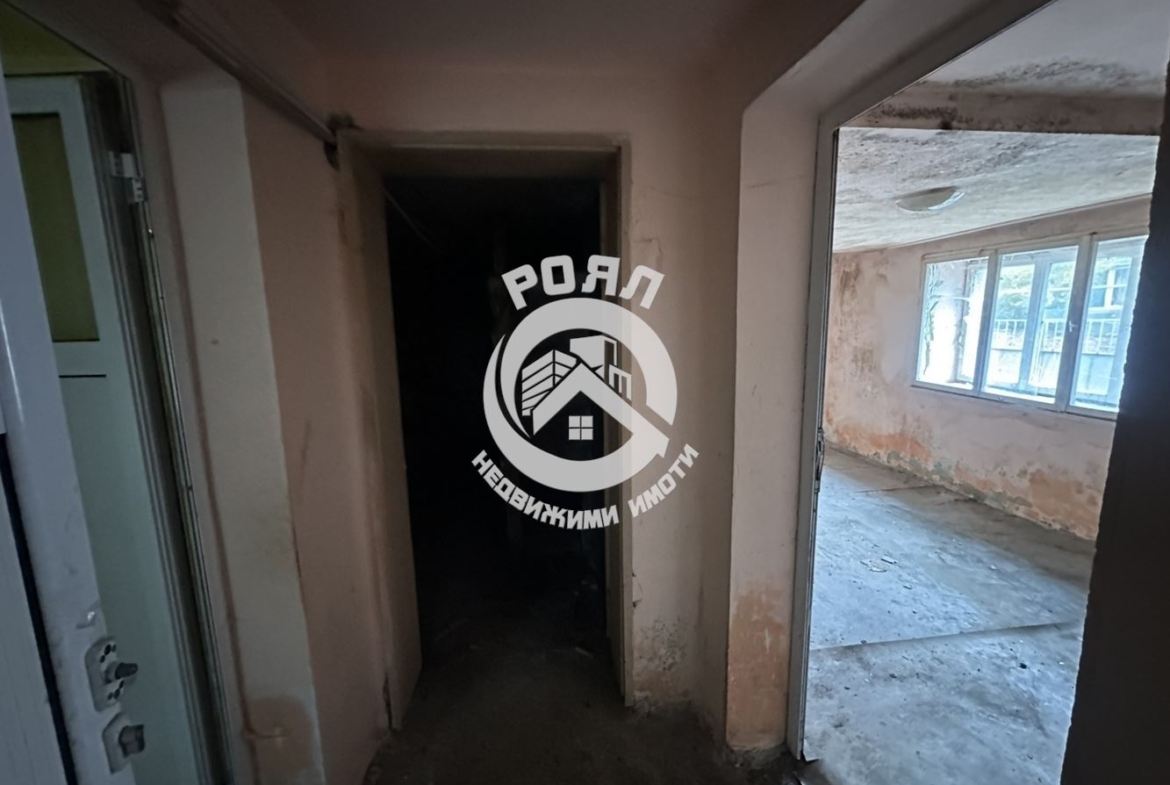 Роял Имоти продава двуетажна къща в гр.Перущица - 0