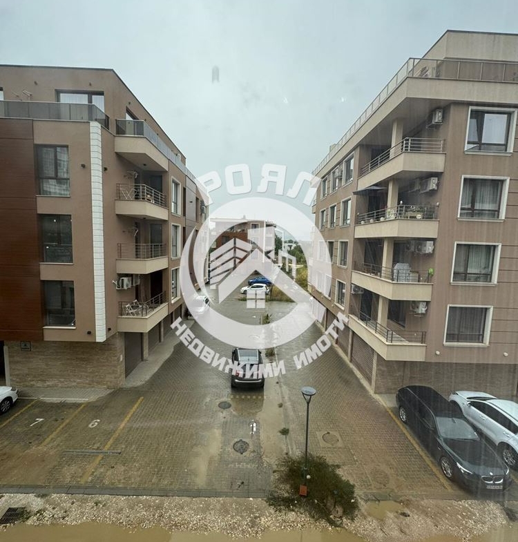 Роял Имоти продава Ексклузивно едностаен апартамент в Смирненски, Пловдив - 0