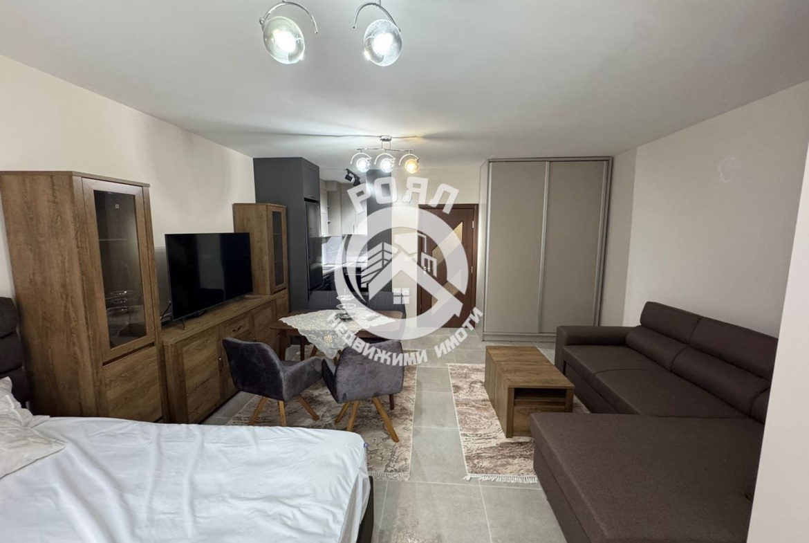 Роял Имоти продава Ексклузивно едностаен апартамент в Смирненски, Пловдив - 0