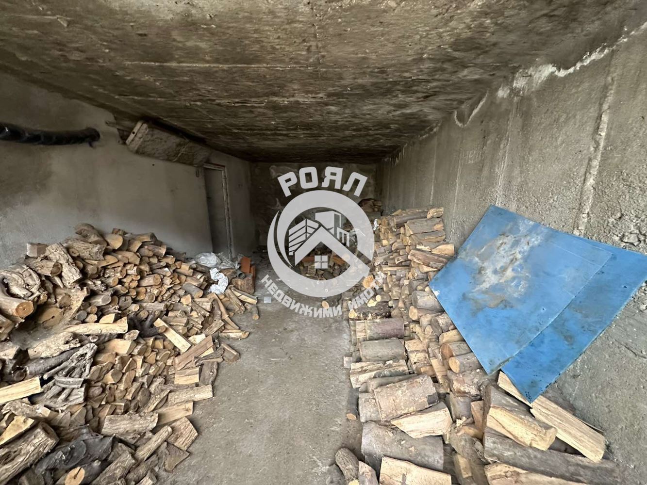 Роял Имоти продава двуетажна къща в гр.Перущица - 0