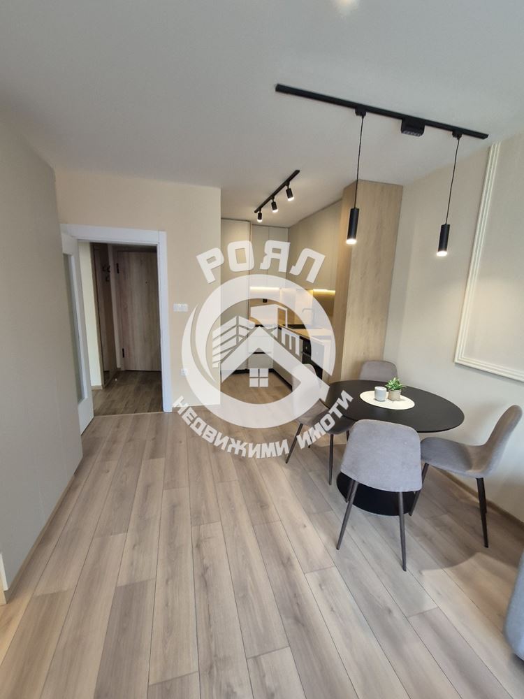 Роял имоти продава двустаен, обзаведен апартамент в кв.Съдийски, Пловдив - 0