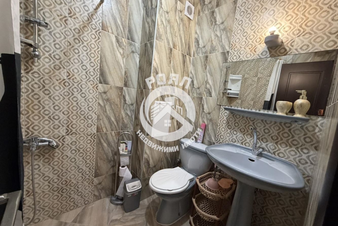 Роял имоти отдава под наем двустаен апартамент, Център, Пловдив - 0