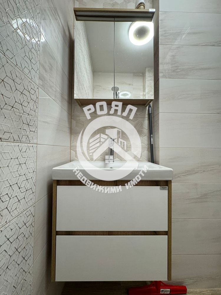 Роял Имоти продава Ексклузивно едностаен апартамент в Смирненски, Пловдив - 0