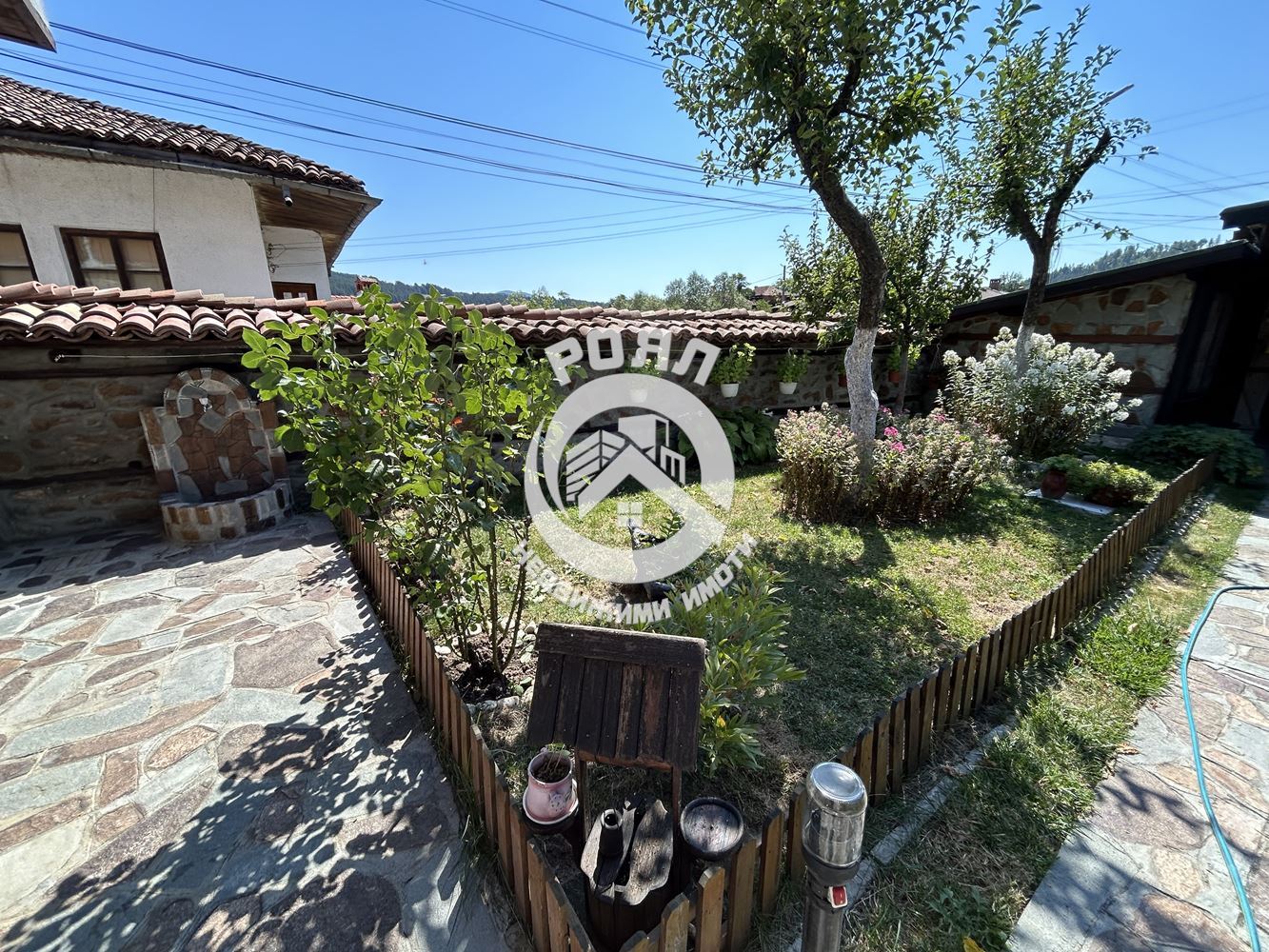 Роял Имоти продава Ексклузивно къща в гр.Копривщица - 0